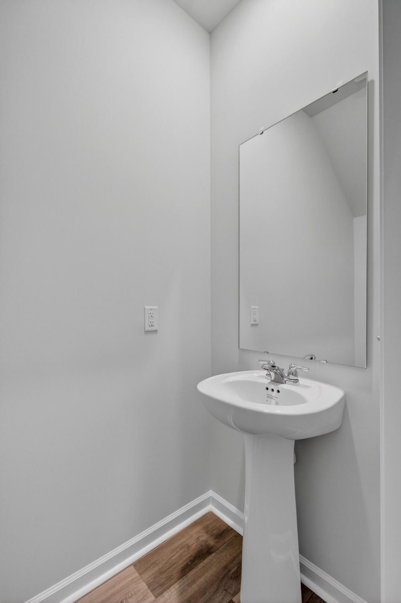 376 Pine Crest View Drive Photo 13