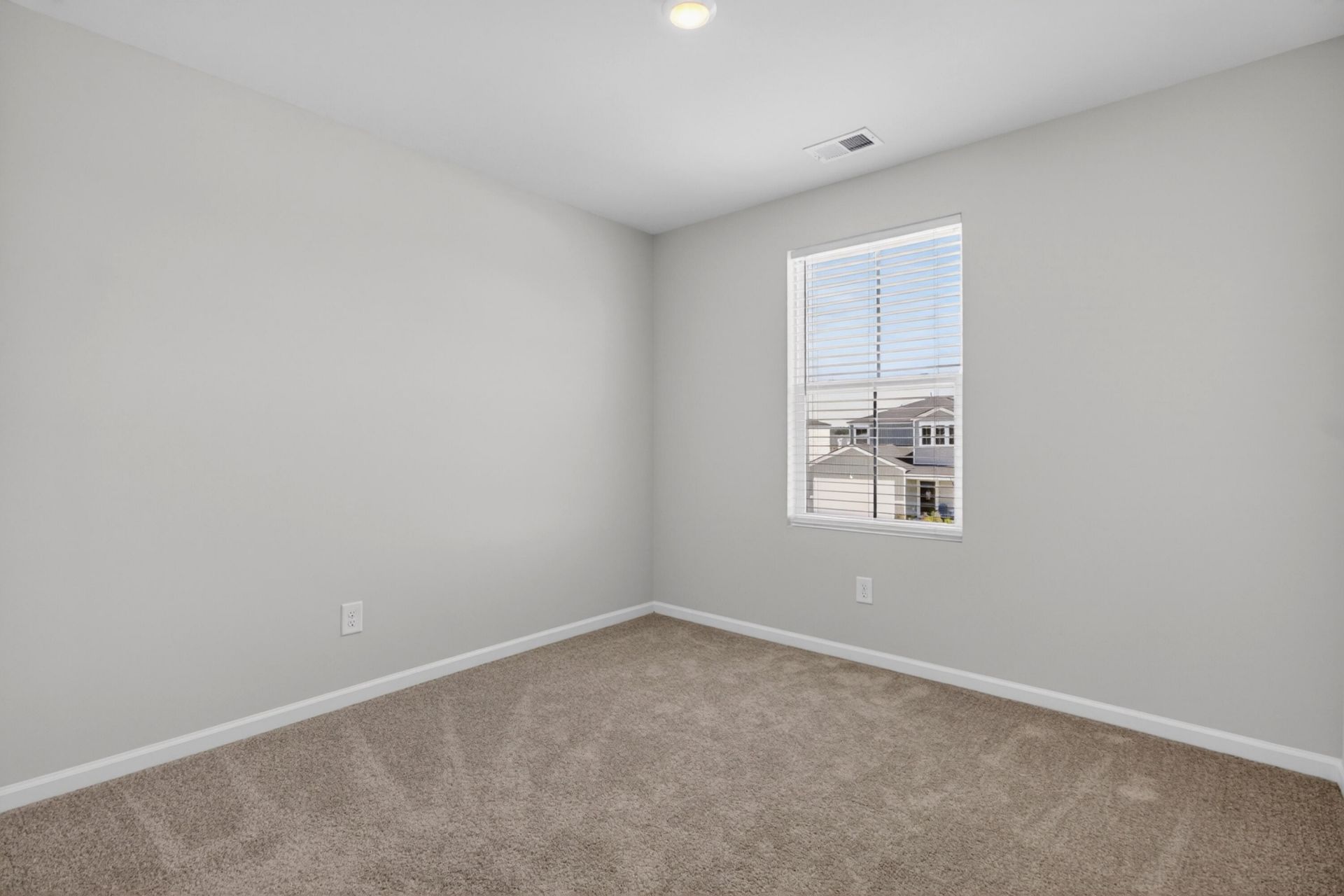 376 Pine Crest View Drive Photo 24