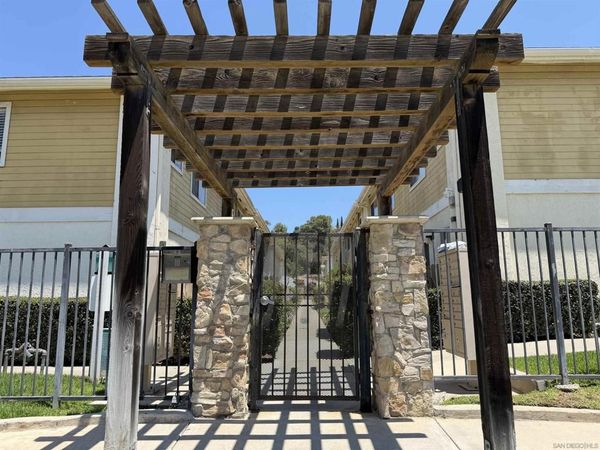 9220 Kenwood , Unit F, Spring Valley, CA 91977