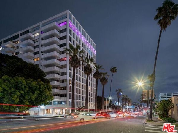 7135 Hollywood Boulevard, Unit 203, Los Angeles, CA 90046