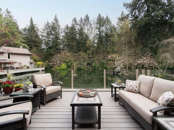 1040 Pondwood Lane , Unit #3, Saanich, BC V8X 4S6