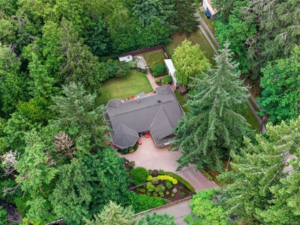 408 Powerhouse Rd , Courtenay, BC V9N 9L1