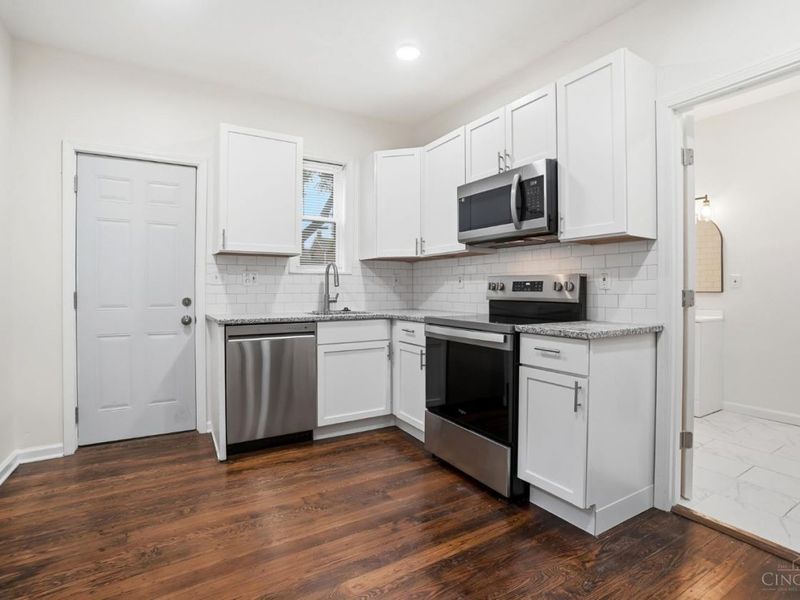 2341 E 5th Street, Dayton, OH 45403 Photo 10