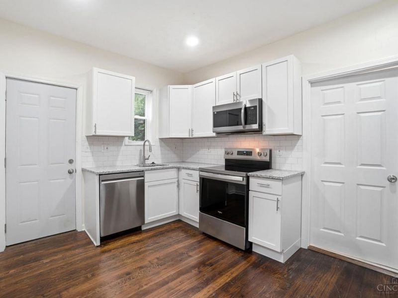 2341 E 5th Street, Dayton, OH 45403 Photo 11