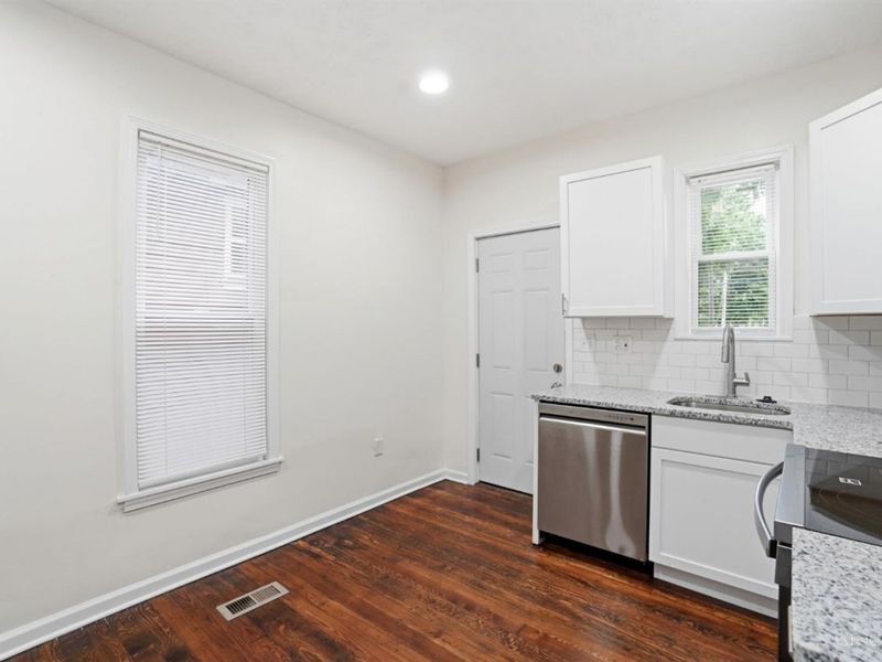 2341 E 5th Street, Dayton, OH 45403 Photo 17