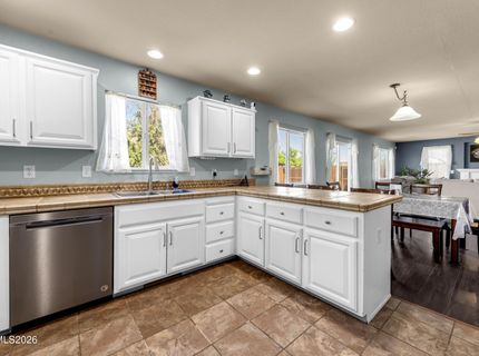 363 Emigrant Way, Fernley, NV 89408 Photo