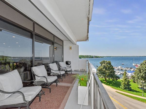 101 Broad St, Unit 502, Lake Geneva, WI 53147
