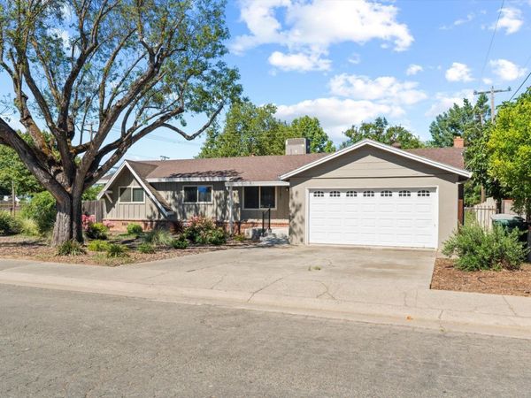 2101 Bircher Way, Carmichael, CA 95608