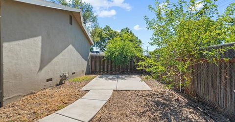 2101 Bircher Way, Carmichael, CA 95608 Photo