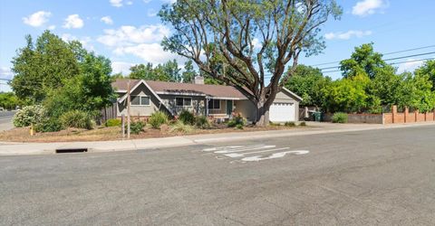 2101 Bircher Way, Carmichael, CA 95608 Photo