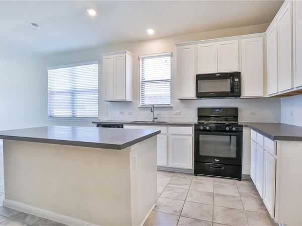 637 Gabrielle Anne DR , Leander, TX 78641
