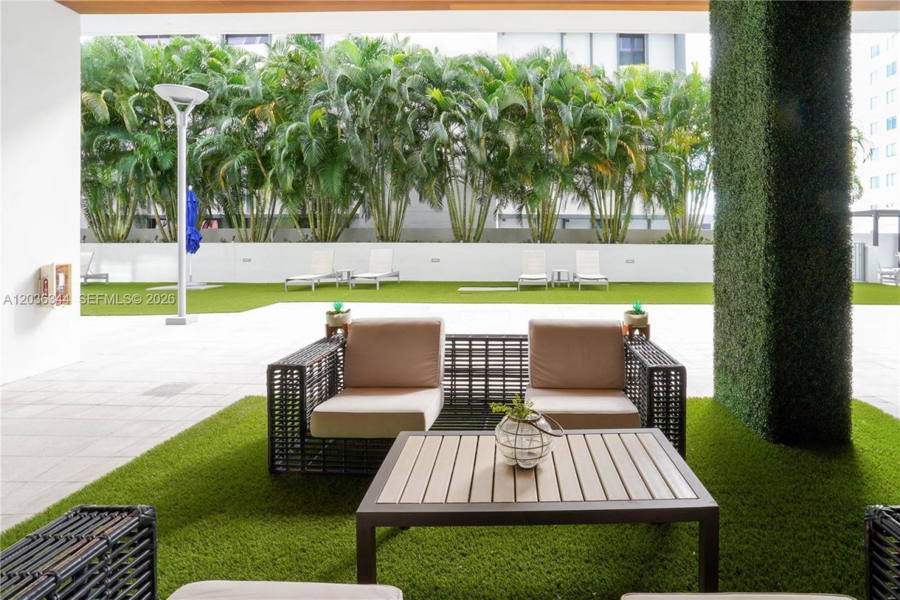 1010 SW 2nd Ave , Unit 909, Miami, FL 33130 Photo