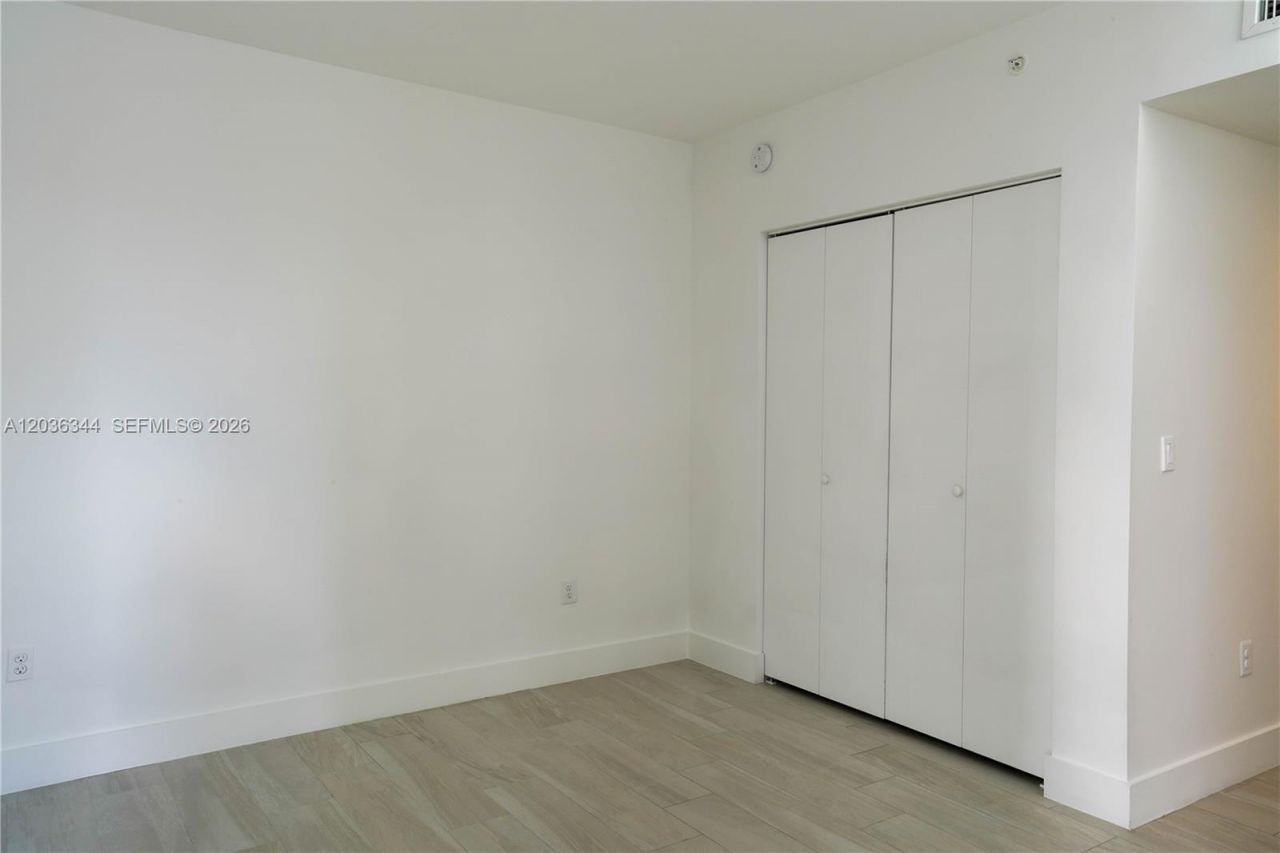 1010 SW 2nd Ave , Unit 909, Miami, FL 33130 Photo