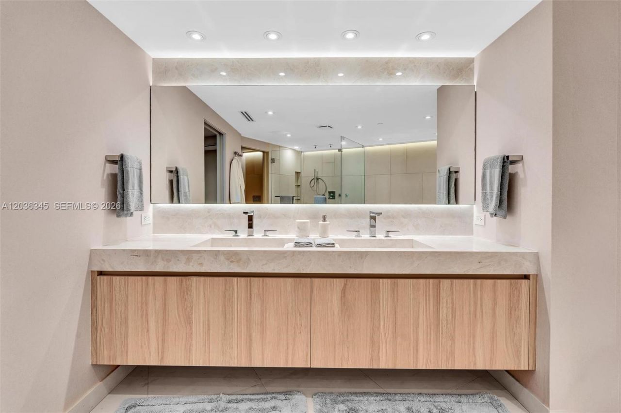 2127 Brickell Ave , Unit 1002, Miami, FL 33129 Photo