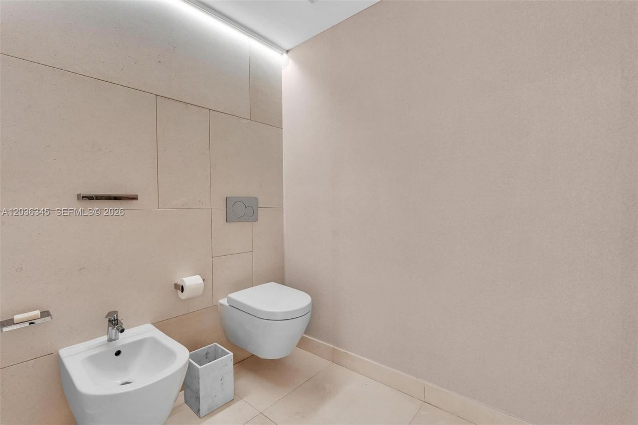 2127 Brickell Ave , Unit 1002, Miami, FL 33129 Photo