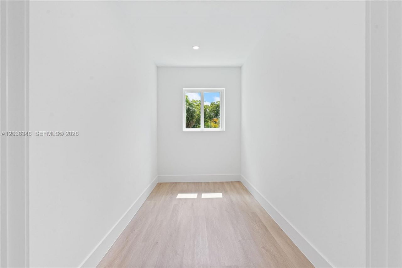 1555 NW 94th Way , Coral Springs, FL 33071 Photo