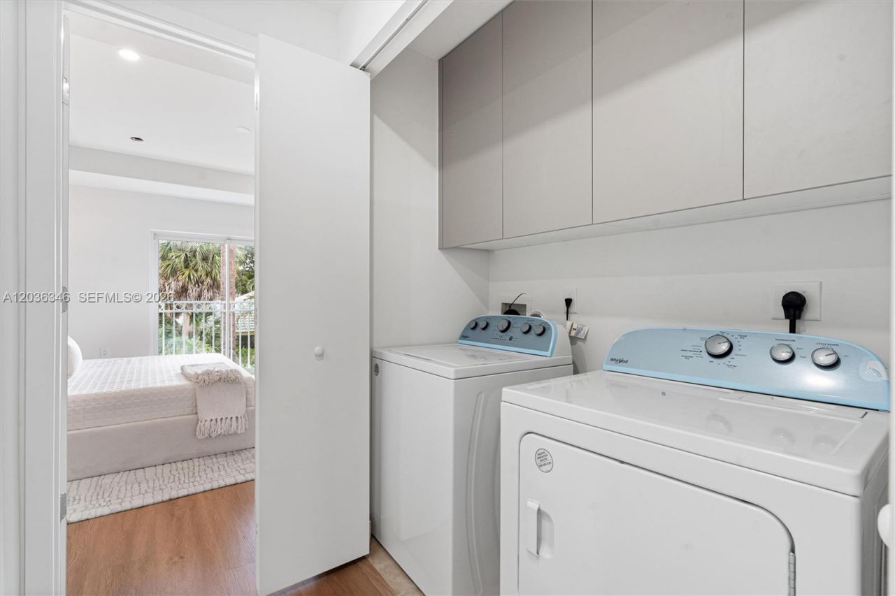 1555 NW 94th Way , Coral Springs, FL 33071 Photo