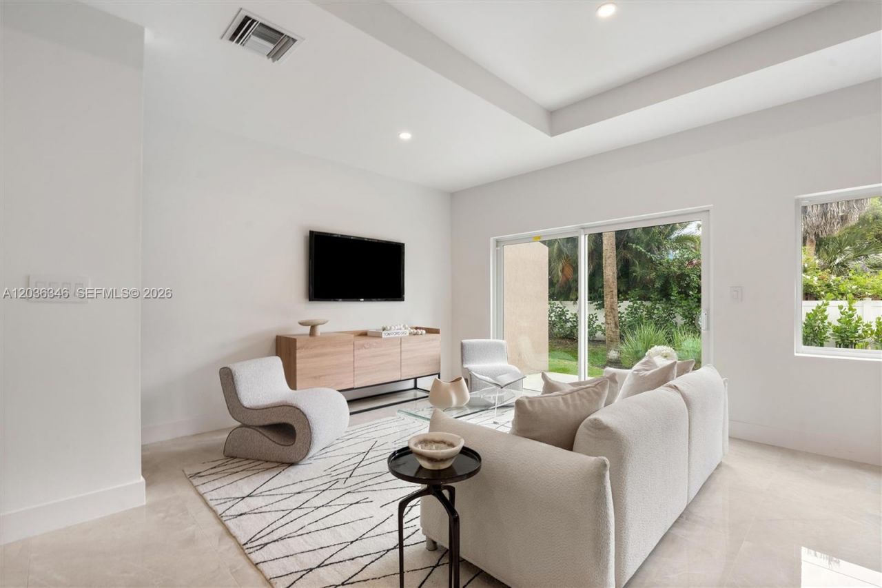 1555 NW 94th Way , Coral Springs, FL 33071 Photo