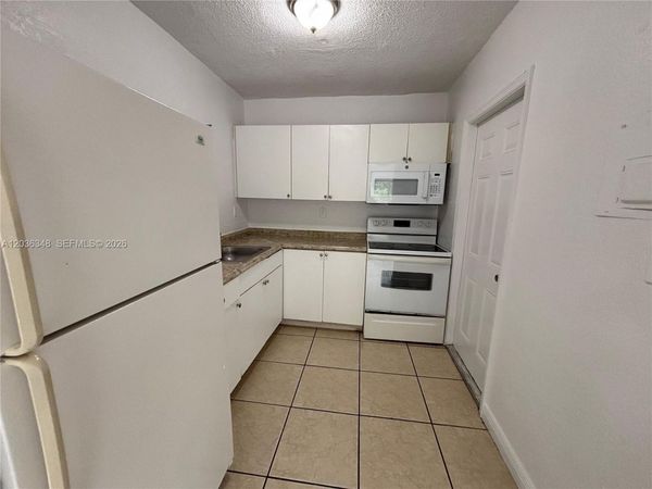 8287 NE Miami Ct , Unit 201, Miami, FL 33138