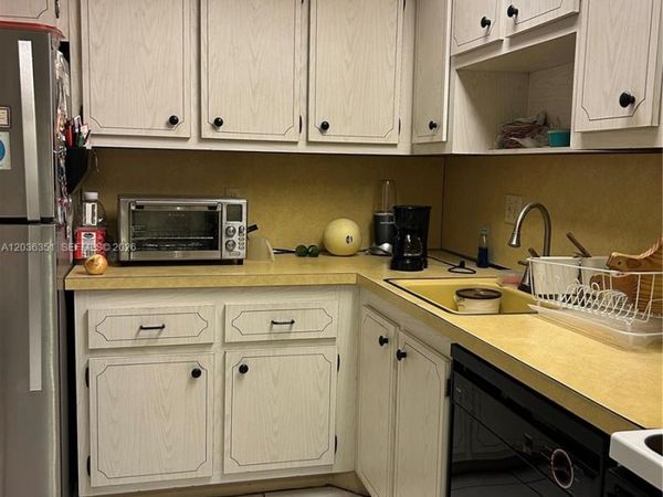 8120 SW 24th St , Unit 206, North Lauderdale, FL 33068