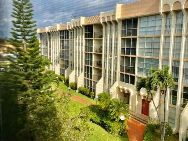 851 Three Islands Blv , Unit 414, Hallandale Beach, FL 33009