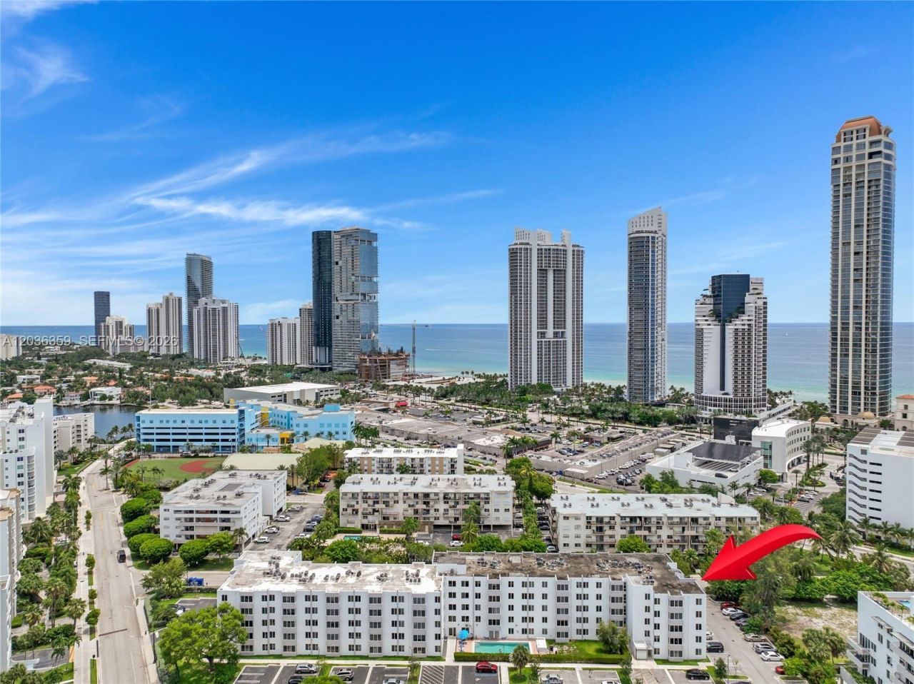 250 180th Dr, Unit 407, Sunny Isles Beach, FL 33160 Photo