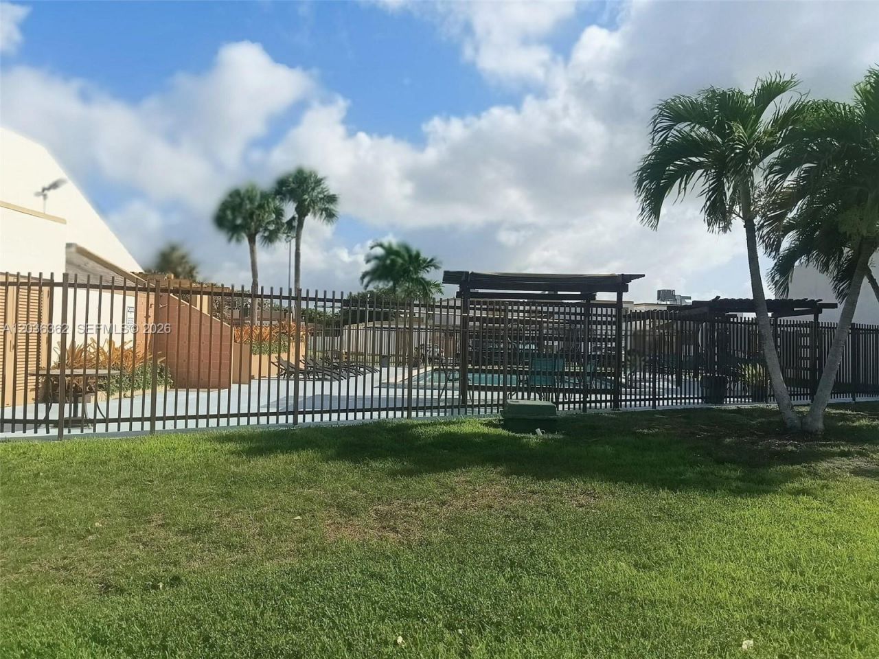 1700 SW 131st Place Cir S , Miami, FL 33175 Photo