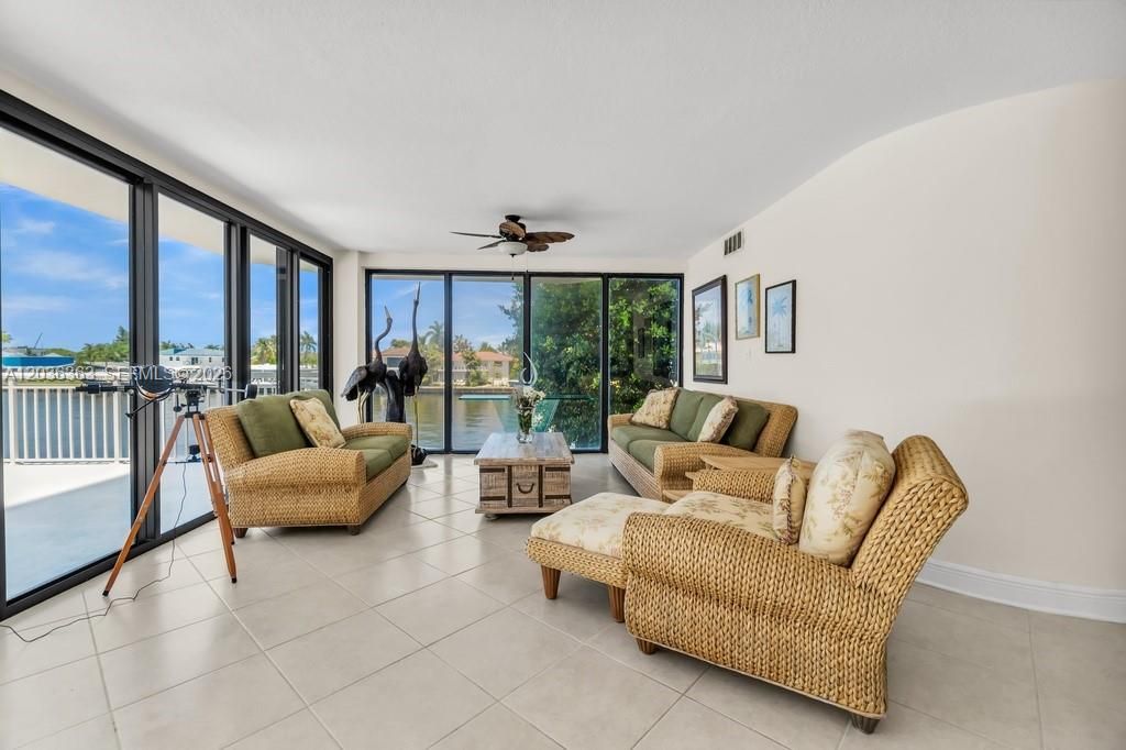 3100 NE 48th St, Unit 212, Fort Lauderdale, FL 33308 Photo