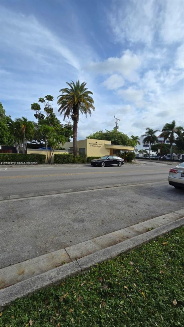 690 NE 123rd St, Unit 207, North Miami, FL 33161 Photo