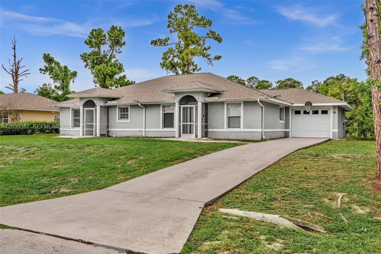 5327 30 St SW , Lehigh Acres, FL 33973 Photo