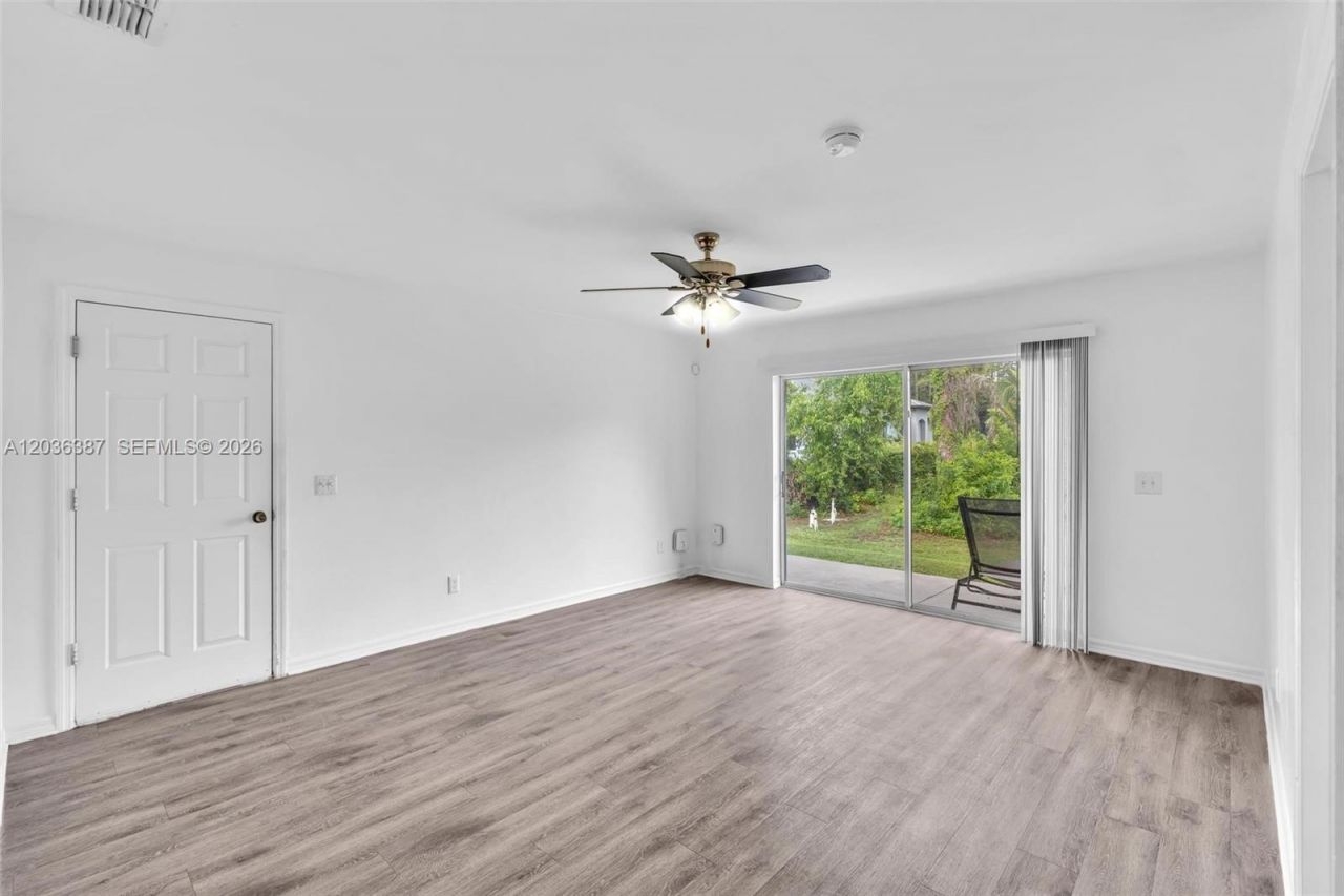 5327 30 St SW , Lehigh Acres, FL 33973 Photo