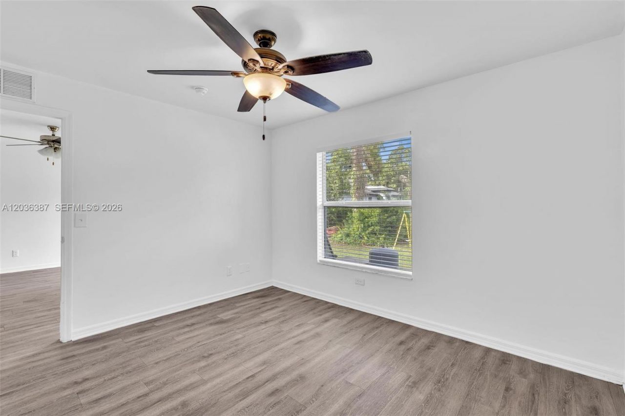 5327 30 St SW , Lehigh Acres, FL 33973 Photo