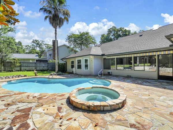 2319 Canal Drive, Niceville, FL 32578