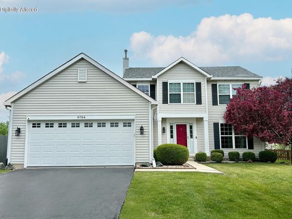 9704 67th St, Kenosha, WI 53142