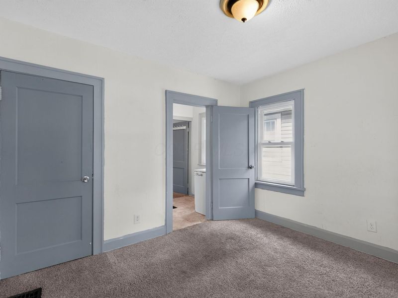453 Catherine Street , Columbus, OH 43223 Photo 12