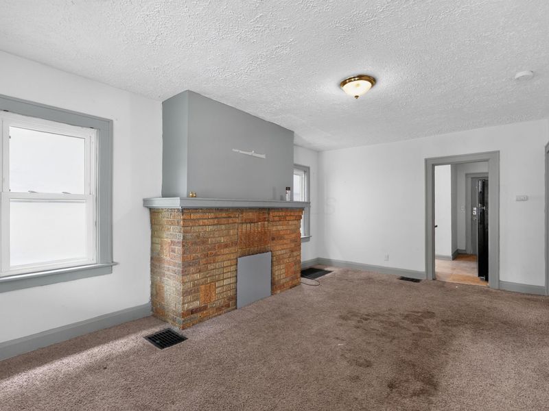 453 Catherine Street , Columbus, OH 43223 Photo 4