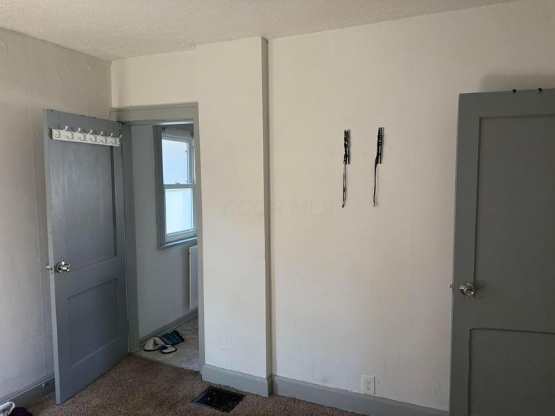 453 Catherine Street , Columbus, OH 43223 Photo 7
