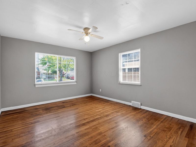 2745 Regina Avenue , Columbus, OH 43204 Photo 18