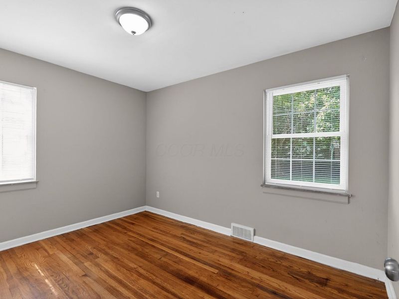 2745 Regina Avenue , Columbus, OH 43204 Photo 19