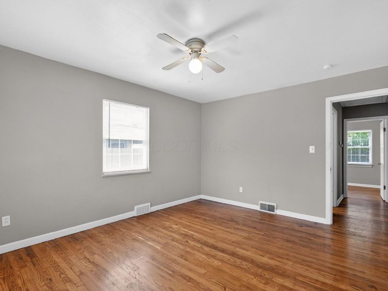 2745 Regina Avenue , Columbus, OH 43204 Photo 22