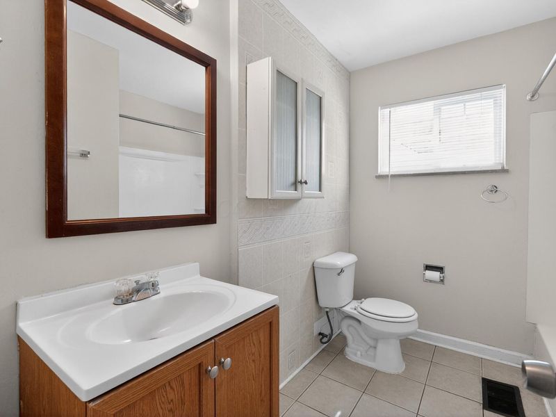 2745 Regina Avenue , Columbus, OH 43204 Photo 24