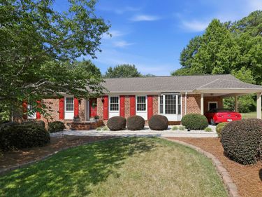 1621 Kenbrook Drive, Garner, NC 27529