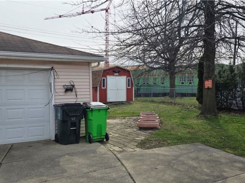 24780 Picone Lane, Bedford Heights, OH 44146 Photo 2