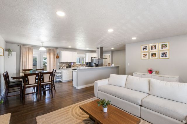 3770 W El Glen Ave Ave S, West Valley City, UT 84120 Main Photo