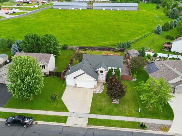 808 Cologne Lane, Waverly, MN 55390