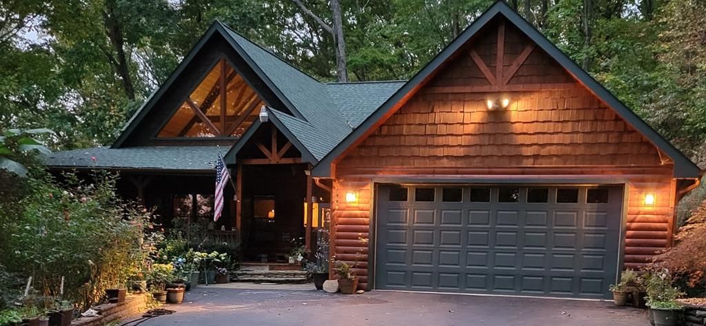 649 Weaver Creek Way, Blue Ridge, GA 30513 Main Photo