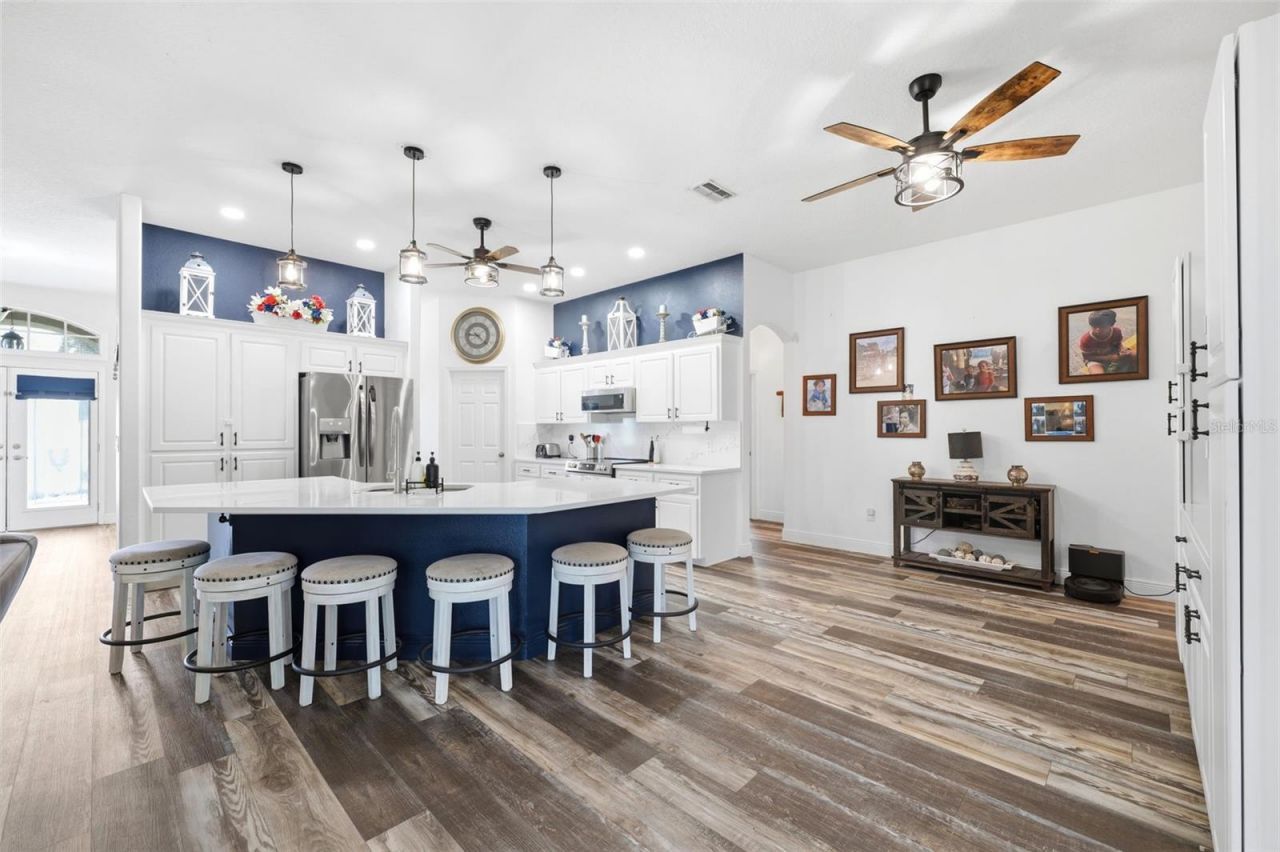 12041 Sapphire Drive, Spring Hill, FL 34609 Photo