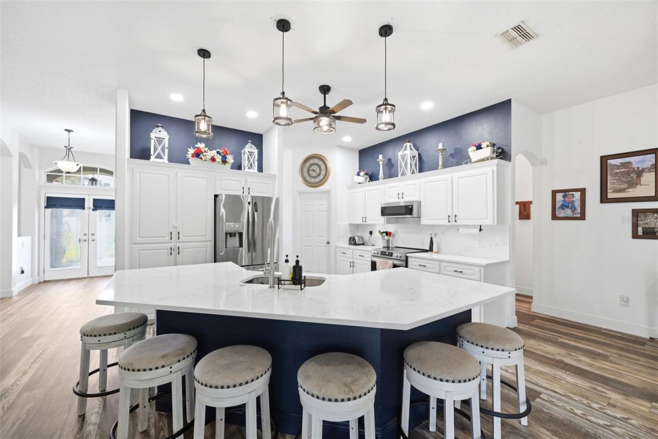 12041 Sapphire Drive, Spring Hill, FL 34609 Photo