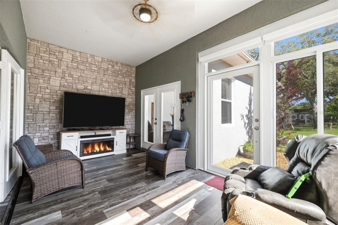 12041 Sapphire Drive, Spring Hill, FL 34609 Photo