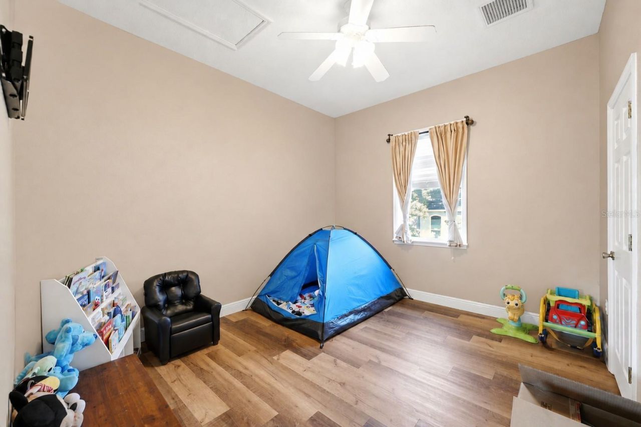 12041 Sapphire Drive, Spring Hill, FL 34609 Photo